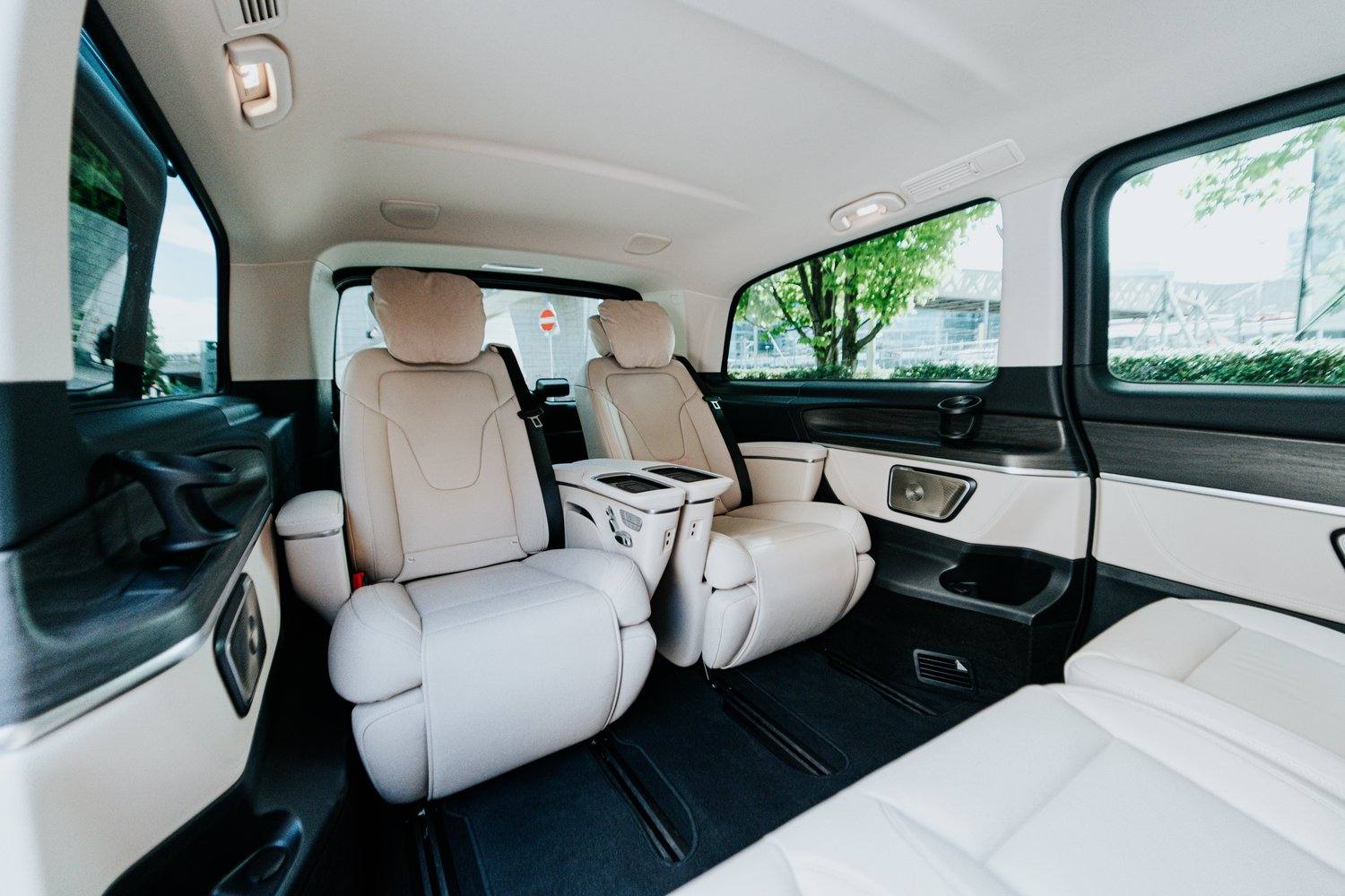 V-Class VIP captain chairs
